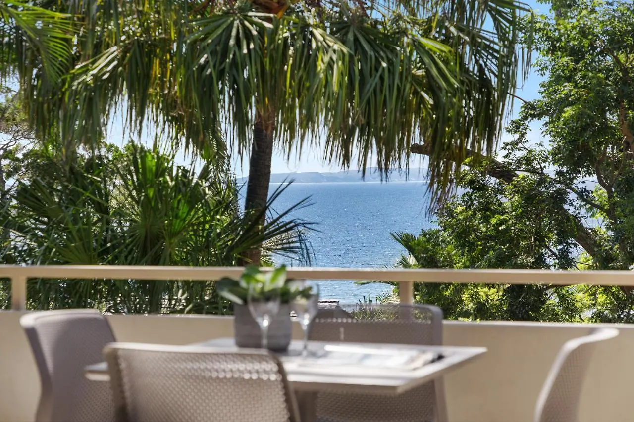 Cove Point 1 Beachside Chic Stay contacts